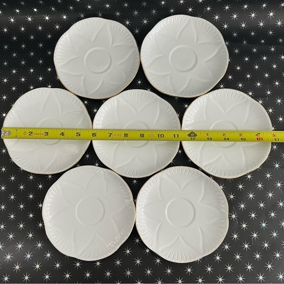 Fine Bone China Shelley England White Saucers Set of 12 - Picture 6 of 8